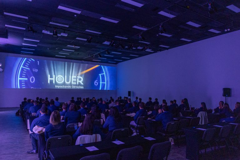Grupo Houer: saiba como impactamos a vida de milhares de pessoas